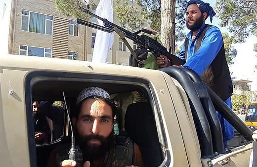 US troops arrive in Kabul to assist with evacuations