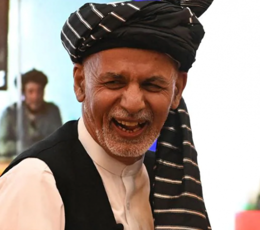 अफगान राष्ट्रपति के भाग जानेकी सभी अटकलें गलत, हेलीकॉप्टर और लाखों डॉलर लेकर इश देश पर मिली