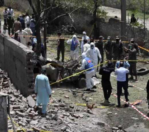 विस्फोट में एक ही परिवार के 10 सदस्यों सहित 11 लोगों की मौत, 9 घायल