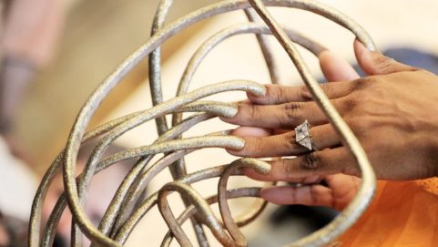 Do your hair and fingernails grow after death