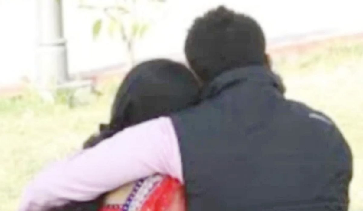 पति के साथ थी तो आती थी प्रेमी की याद, अब प्रेमी के साथ है तो करने लगी पति से बात