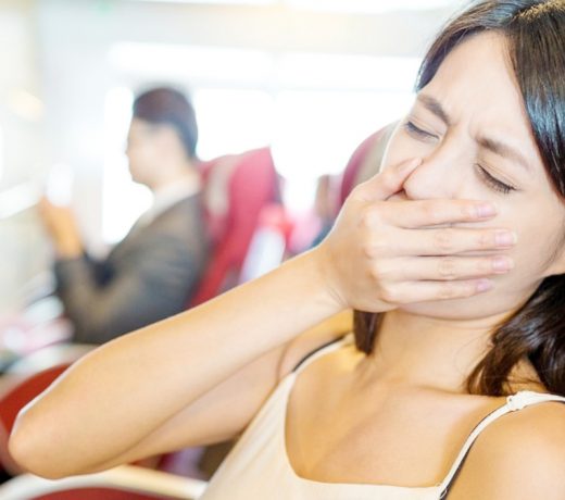 कार या बस में होती है उल्टियां तो अपनाएं ये उपाय, तुरंत मिलेगी राहत : If there is vomiting in the car or bus