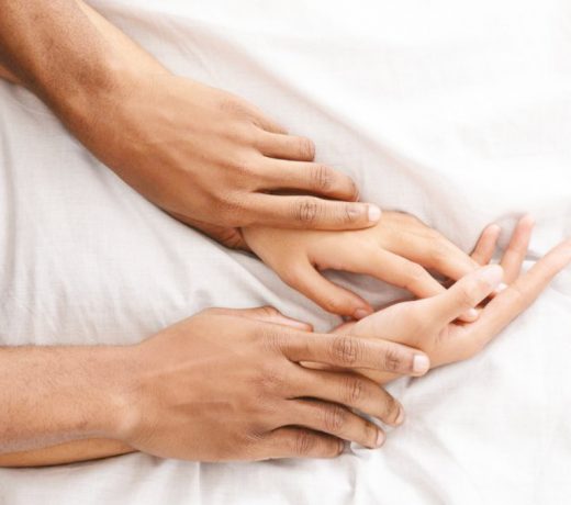 लोकप्रिय हो रहा है तांत्रिक शारीरिक संपर्क