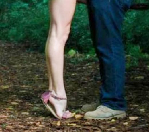 धार्मिक स्थल पर संभोग की अवस्था में मिला मशहूर जोड़ा, पुलिस का बयान सुनकर हैरान रह गई दुनिया !