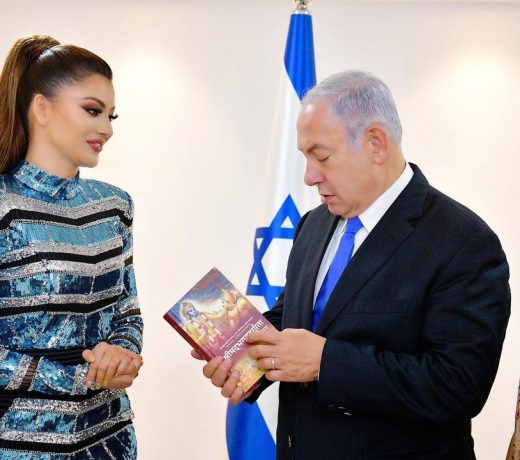 पूर्व इजराइली PM ने सीखी हिंदी:नेतन्याहू से मिलने पहुंची एक्ट्रेस उर्वशी रौतेला ने सिखाई अपनी भाषा, ‘भगवद् गीता’ भी गिफ्ट की