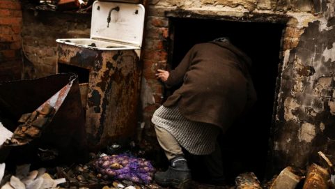 ukraine russia war kyiv mass graves russian forces volodymyr zelenskyy vladimir putin