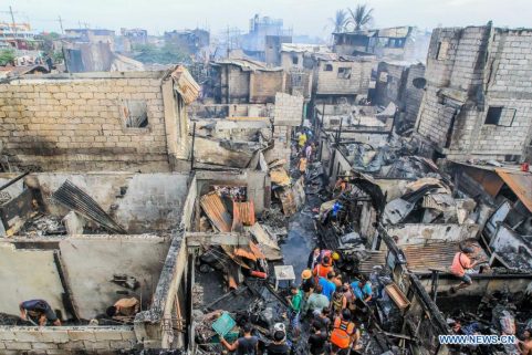 5 dead, 2 injured in residential fire in Philippine capital