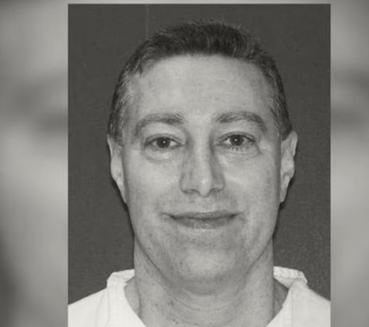 Texas executes ex-officer who hired 2 people to kill wife