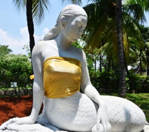 Indonesian mermaids breast : इंडोनेशिया में जलपरियों के स्तन क्यों ढका जा रहा है ?
