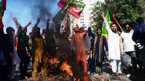 Imran Khan Ki Giraftari Arrest