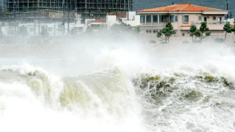 Dangerous storm coming in India