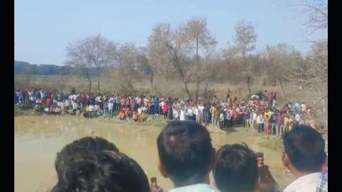 22 killed, 10 injured as tractor trolley overturns in India