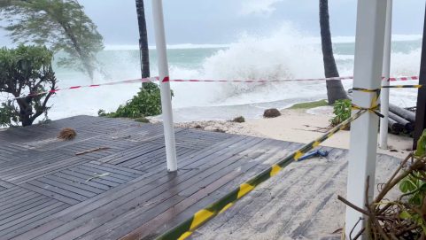 Mauritius grounds flights as it braces for tropical storm