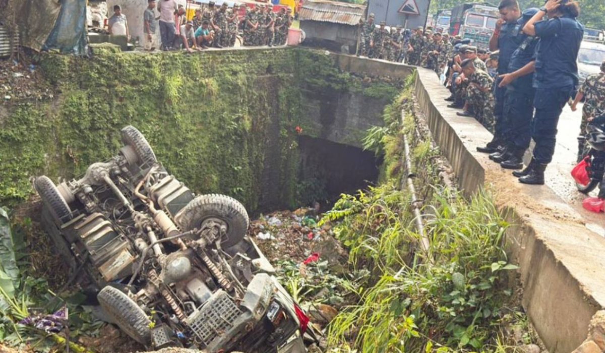 Army Truck Accident in Makwanpur Injures 16, Three in Critical Condition