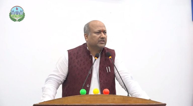 Chief Minister resigns, new crisis begins