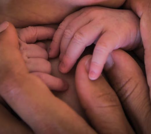 समय से पहले जन्म क्यों होता है? जानिए समयपूर्व बच्चे की चुनौतियाँ और जोखिम