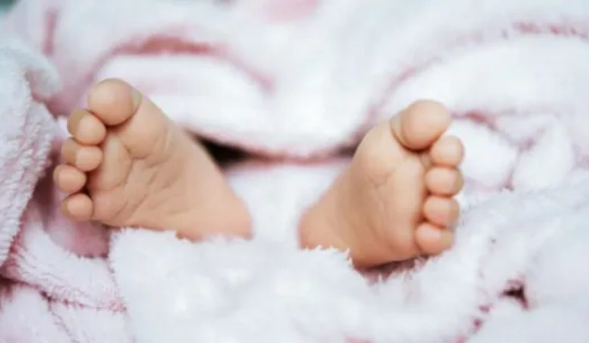 Heartbreaking Tragedy: 23-Day-Old Baby Suffers While Sleeping With Parents