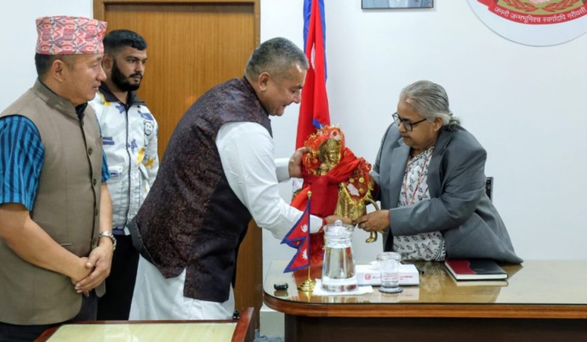 Government Flags Monarchy Referendum as Urgent Agenda in Letter to Durga Prasai