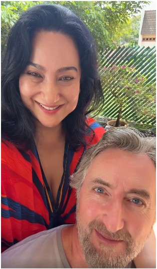 Screenshot 2025 12 25 182157